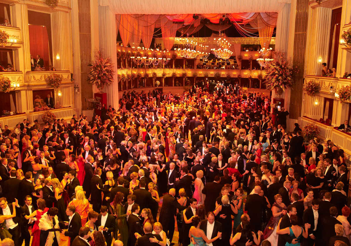 Ballsaal Opernball 2012 – Fotocredits: Wiener Staatsoper/Michael Pöhn