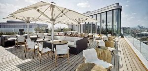 Aurora Rooftop Bar im Hotel Andaz Vienna