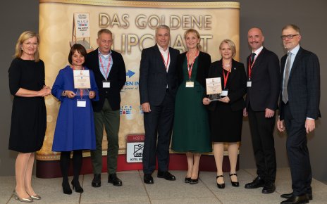 Tagen in Österreich überreicht Goldene Flipcharts an die besten Seminarhotels und Locations
