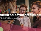 Gemeinsam für die Destination: Das Select-Prinzip „Wir freuen uns, dieses zukunftsweisende Format als Mitgastgeber nach Hannover zu holen und die Vielseitigkeit unserer Region auf Augenhöhe zu präsentieren“, so Benjamin Wirtz | Hannover Convention Bureau. Der SUMMIT Select bricht mit traditionellen Strukturen: Anstatt Stände abzulaufen, erleben die Teilnehmer ein kuratiertes Programm, unterstützt durch wegweisende Event-Technologien wie InvitePeople EventApp, FastLane GmbH und Silutions ®. Das erwartet die Fachbesucher konkret in Niedersachsen 17. Juni 2026 | Tag 1 – Vernetzen & Eintauchen Vormittag (09:00 – 15:00): Start mit Frühstück im Congress Hotel am Stadtpark, gefolgt von einer TOUR zum Gelände der Deutschen Messe & Expo Park Hannover, dem Design Hotel + CongressCentrum Wienecke XI und dem Hannover Congress Centrum. Nachmittag (15:00 – 19:00): Das FORUM Select im Hannover Congress Centrum. Hier erleben Teilnehmer neue Formate wie Ignite Talks, World Cafés und Speed Geeking. Nachmittag (15:00 – 19:00 Uhr): Das FORUM Select im Hannover Congress Centrum (HCC). Hier schlägt das Herz des SUMMIT Select. Wir lassen das klassische Messe-Konzept hinter uns und ersetzen starre Stände durch radikale Interaktion. In einer konzentrierten Atmosphäre erleben die Teilnehmer Formate, die in Stuttgart und Hamburg bereits als „Game Changer“ gefeiert wurden: Ignite Talks: Impulse, die in Lichtgeschwindigkeit auf den Punkt kommen. World Cafés: Strategischer Austausch zu den brennenden Fragen der Branche. Speed Geeking: Wissenstransfer im Fast-Forward-Modus. Moderiert von Stefan Wirkus und unterstützt durch die Live-Insights von Video.Taxi, bietet dieses Format genau die Orientierung, für die MEET GERMANY steht: Maximale Relevanz, null Ballast, und klare nächste Schritte für deine Projekte. NIGHT (ab 19:00 Uhr): Ein Abschluss, der alle Sinne fordert. In der kanadischen Themenwelt ‚Yukon Bay‘ des Erlebnis-Zoos Hannover verschmelzen Networking und High-End-Gastronomie. Der Hannoveraner Szenen-Revolutionär Gastro Trends serviert ein kulinarisches Line-up, das so mutig ist wie das SUMMIT-Format selbst: Von Bao Buns mit Sriracha-Mayonnaise über Bison-Burger bis hin zu Tuna Sashimi. Hier entstehen Gespräche in einer Atmosphäre, die man nicht kopieren kann. 18. Juni 2026 | Tag 2 – Erleben & Vertiefen Ganztägige TOUR (09:00 – 18:30): Start mit Frühstück im Congress Hotel am Stadtpark. Anschließend Blick hinter die Kulissen der Region, u.a. Herrenhäuser Gärten, Schloss Herrenhausen, Eilers Classic, Sheraton Hannover Pelikan Hotel, Karriere Campus, Leineschloss, Altes Rathaus und eine exklusive Baustellenbesichtigung im Pentahotel. CLOSING (ab 18:30): Ein stilvoller Abschluss im GOP Varieté-Theater Hannover mit 3-Gang-Menü und Show. Das Urteil der Branche: „Ziemlich bestes MICE Event“ Die Rückmeldungen der bisherigen Select-Teilnehmer (Stuttgart/Hamburg) bestätigen die Qualität des Formats: „Ich hatte selten auf einem Branchenevent so viele Gespräche auf Augenhöhe. Ein echter Game Changer.“ Exklusive Chance für Schnellentschlossene MEET GERMANY verschenkt für das SUMMIT Select Niedersachsen Freitickets an die ersten 10 Anmeldungen (für qualifizierte Fachbesucher). 👉 Informationen & Anmeldung Promocode: presse26 Über das Hannover Convention Bureau: Als zentraler Ansprechpartner für Kongresse, Tagungen und Events in der Region Hannover unterstützt das Hannover Convention Bureau Planer bei der Umsetzung erfolgreicher Veranstaltungen und fördert die Vernetzung innerhalb der Destination. Über MEET GERMANY: Das Netzwerk ist mit über 1.500 jährlichen Teilnehmern und 15 Jahren Erfahrung der führende Orientierungspunkt für Eventprofis im DACH-Raum. MEET GERMANY gestaltet die Zukunft der Begegnung = professionell, leicht und voller Leben. Mit über 2.600 Partnern bietet das führende B2B-Netzwerk der MICE- und Eventbranche im DACH-Raum eine Plattform für Austausch, Sichtbarkeit und Orientierung. Starke Partner für ein starkes Netzwerk Ermöglicht wird dieses komplexe Zusammenspiel durch erstklassige Gastgeber und Dienstleister: Hannover Convention, Hannover Congress Centrum, Erlebnis-Zoo Hannover, Gastro Trends, Congress Hotel am Stadtpark Hannover, InvitePeople EventApp, VIDEO.TAXI by TV1, Silutions ©, FastLane GmbH, SWOOFLE Manufaktur, TRUST Promotion, Cvent:Prismm, DB Deutsche Bahn, Maritim Hotels, Elbgoods begleiten MEET GERMANY das gesamte Jahr. Teilnahme & Anmeldung Veranstaltungsplaner, Eventverantwortliche aus Unternehmen sowie Agenturen können sich kostenfrei für das SUMMIT Select Niedersachsen anmelden. Anmeldung unter: https://meet-germany.com/meet-germany-summit-select-niedersachsen Mit dem Einladungscode „presse26“ ist die Teilnahme kostenfrei möglich (begrenztes Kontingent). Anbieter sind herzlich eingeladen an den Masterclasses (https://meet-germany.network/events/live-meetup2026) oder der Schnuppertour (https://meet-germany.network/infos/schnuppertour) teilzunehmen. Die Ausstellung selber ist ausgebucht. Die SUMMIT-Reihe 2026 Nach dem erfolgreichen Auftakt in Bayern & Berlin geht die bundesweite SUMMIT-Reihe weiter: 17. & 18. Juni – SUMMIT Select Niedersachsen FORUM in Hannover 26. & 27. August – SUMMIT Rhein-Main FORUM in Frankfurt 30. September & 1. Oktober – SUMMIT NRW FORUM in Dortmund 4. & 5. November – SUMMIT Baden-Württemberg FORUM in Stuttgart Jeder SUMMIT steht für ein eigenes Kapitel der Lernreise [Re]Thinking How We Meet. Hier geht’s zur Anmeldung