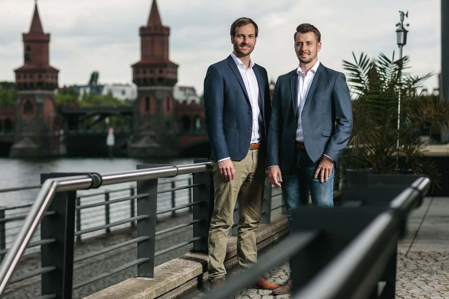 Interview mit Fabian Lau und Robert Hoyer zum 15-jährigen Jubiläum vom Spreespeicher auf fiylo.de