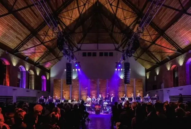 fiylo präsentiert: Weihnachtsfeiern in der Phoenixhalle im Römerkastell